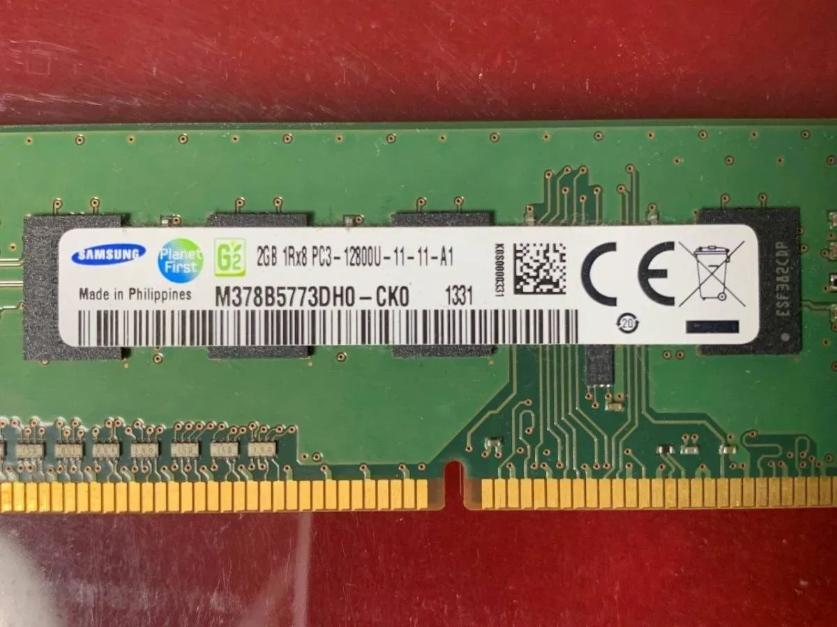 SAMSUNG 2GB DDR3-1600 PC3-12800U 1Rx8 Non-ECC Unbuffered Desktop Memory M378B5773DH0-CK0